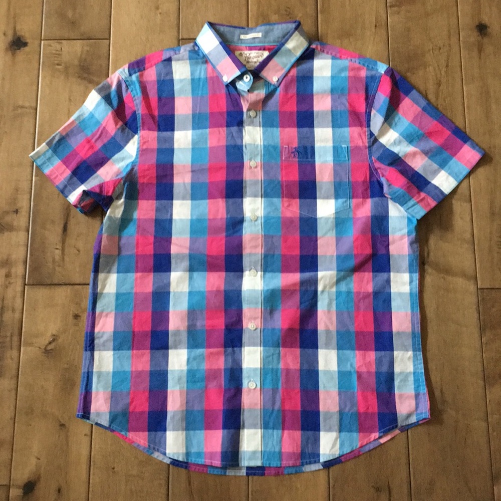 Penguin Short Sleeve Button Up Size Large. - image 1